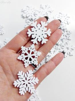 10 weiße Schneeflocken Holz